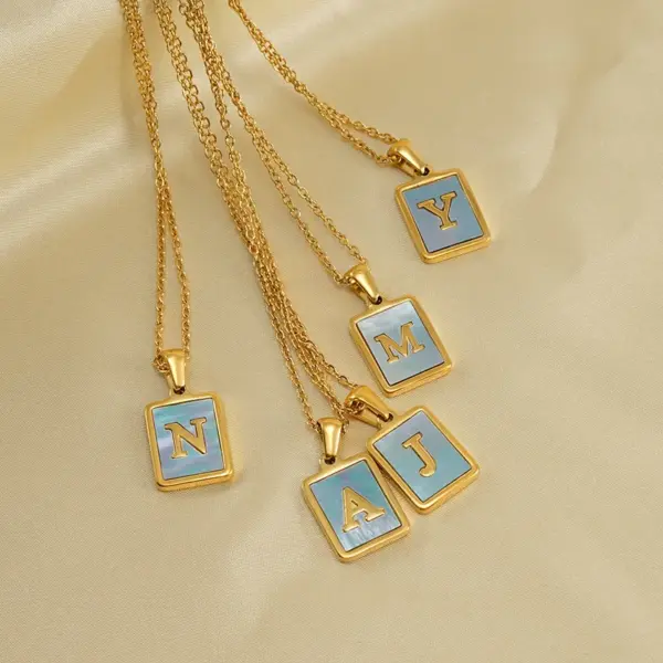 Wholesale Fashion Letter Stainless Steel Plating Inlay Shell Pendant Necklace 1 Piece