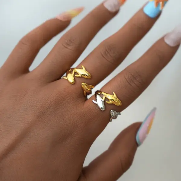 Wholesale PVD Coated Real Gold Plated 18K Gold Dolphin Fish 304 Stainless Steel Hawaiian Vacation Beach Waterproof Non Tarnish Open Rings