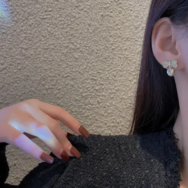 Wholesale 1 Pair Simple Style Butterfly Inlay Copper Zircon Drop Earrings