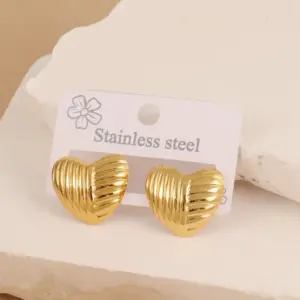 Gold / Average Size / Style 109