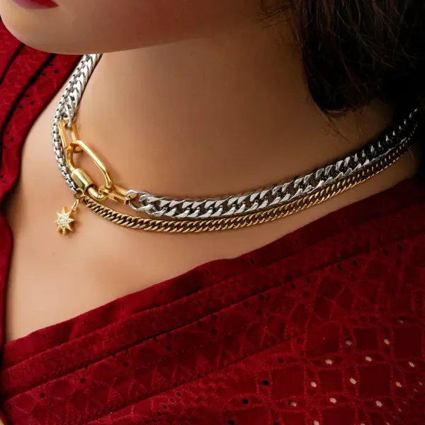 Wholesale 304 Stainless Steel Copper Star Oval PVD Coated 18K Real Gold Plated Retro Luxurious Gold Silver Pendant Necklace