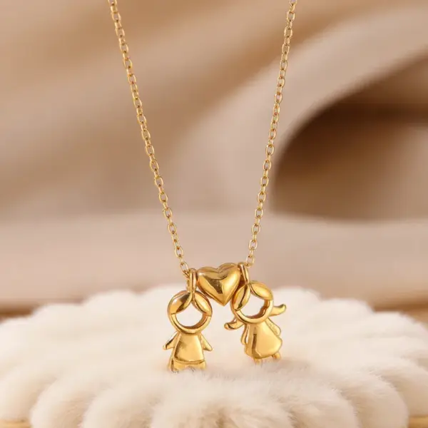 Wholesale Human Heart Shape Two Tone Choker For Women With PVD Coated Golden Plated 304 Stainless Steel Cable Chain