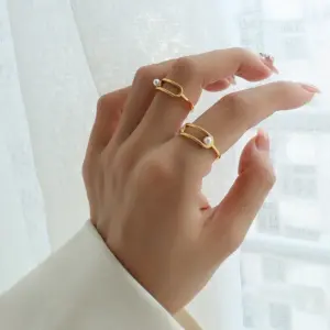 Wholesale PVD Coated Real Gold Plated 18K Gold Geometric 304 Stainless Steel Fashion Waterproof Non Tarnish