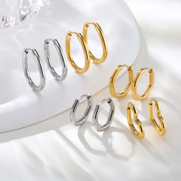 Wholesale 201 Stainless Steel Geometric Heart Shape PVD Coated 18K Real Gold Plated 18K Gold Elegant Streetwear IG Style Waterproof Non Tarnish Earrings