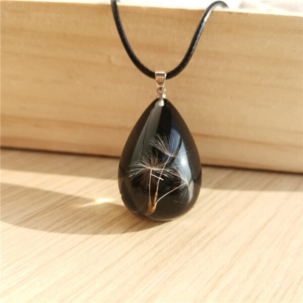 Wholesale Cross-Border Hot Selling Artificial Glue Dandelion Dried Flower Necklace Women's Summer High-End Plant Specimen Handmade DIY Necklace