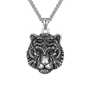 Lion + stainless steel chain