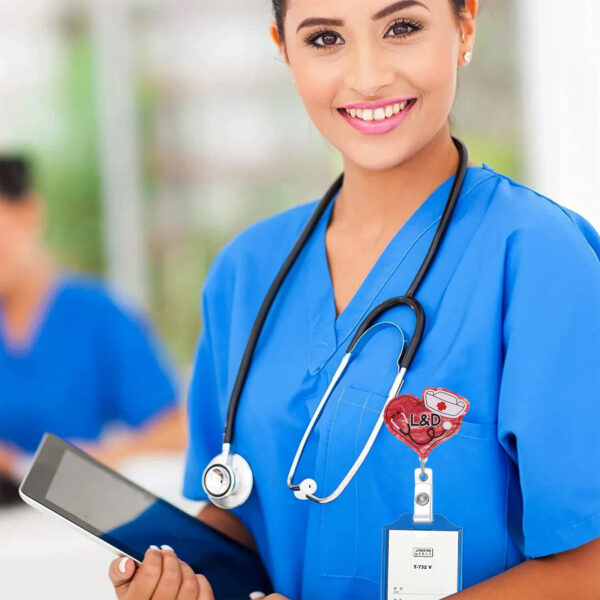 Wholesale Medical and nursing series of care-filled nurse caps, acrylic easy-open buckle, telescopic rotating doctor and nurse ID card buckle, easy-open.