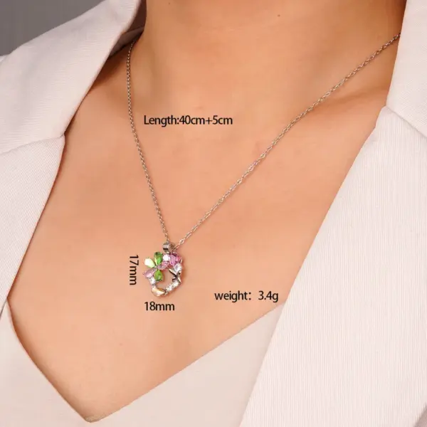 Wholesale Jewelry Retro Classic Style Heart Shape Flower 304 Stainless Steel Copper Cable Chain Pendant Necklace