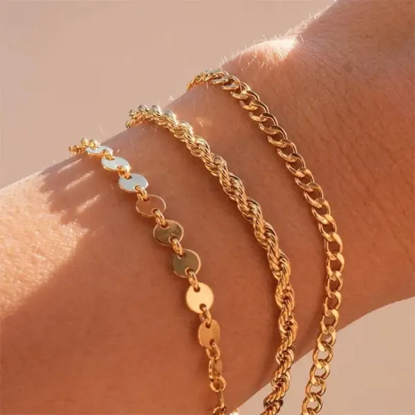 Wholesale PVD Coated Geometric 304 Stainless Steel Simple Style Waterproof Non Tarnish 304 Stainless Steel Bracelets
