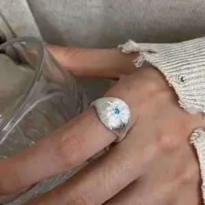 JZ1402 / Adjustable Opening