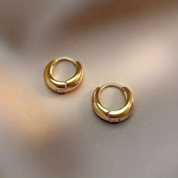 Ion Plating (IP) 18K Gold Plated C Shape 304 Stainless Steel Sweet Classic Style Waterproof Non Tarnish Hoop Earrings