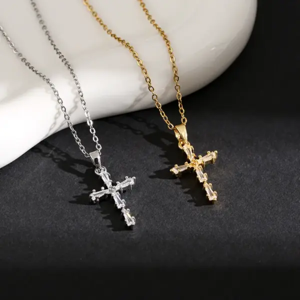 Wholesale Jewelry Simple Style Cross 304 Stainless Steel Plating Pendant Necklace Cable Chain