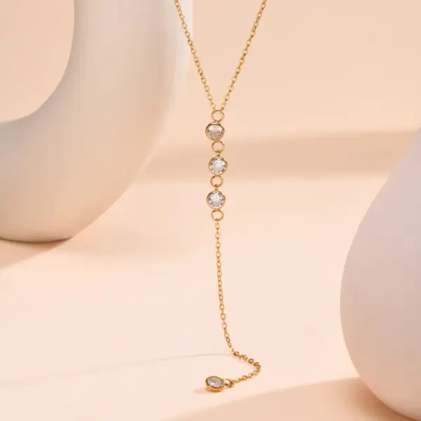 Wholesale Ion Plating (IP) Tassel Chain 201 Stainless Steel Elegant Streetwear Waterproof Non Tarnish 201 Stainless Steel Pendant Necklace