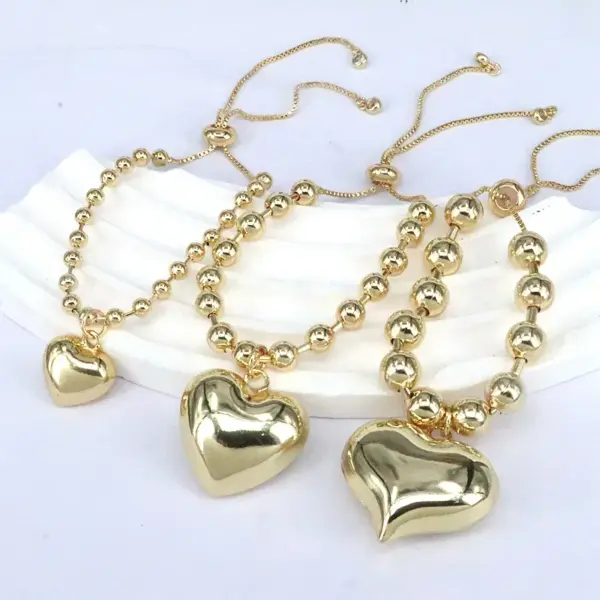 Wholesale Simple Style Heart Shape Copper Plating Gold Plated Bracelets