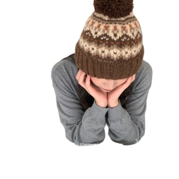 Wholesale Knitted hat with m-ms, warm woolen hat