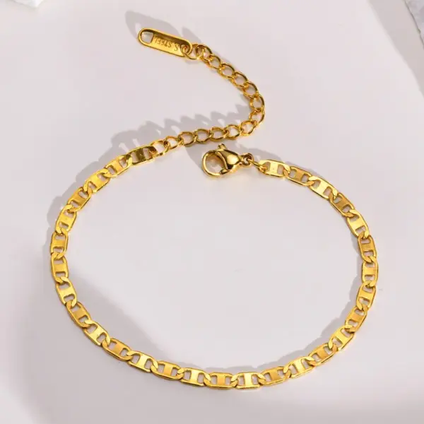 201 Stainless Steel Solid Color PVD Coated 18K Gold Plated Real Gold Plated Simple Style Waterproof Non Tarnish Plating Gold Bracelets