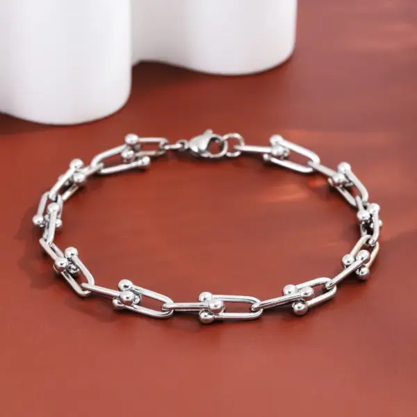 Wholesale Casual Simple Style U Shape 304 Stainless Steel 18K Gold Plated Bracelets In Bulk