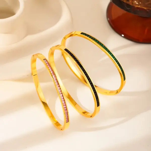 Wholesale Gold Gold-plated Stainless Steel Geometric Simple Bracelet Unisex Small Jewelry Classic