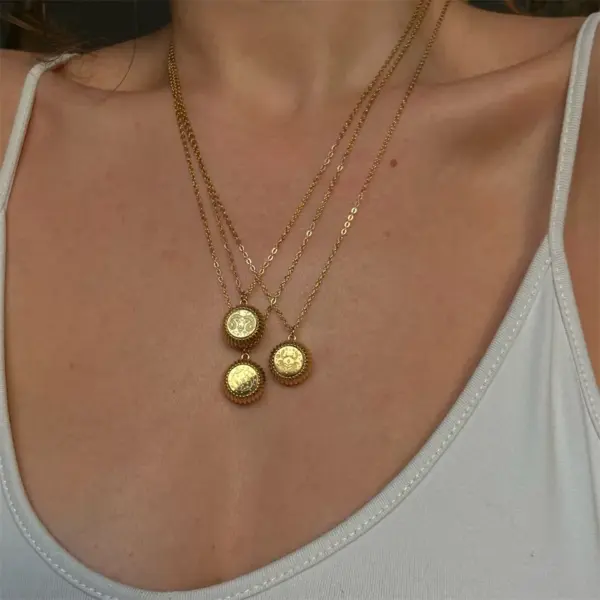 Wholesale 201 Stainless Steel 304 Stainless Steel Gold Plated Retro Plating Constellation Pendant Necklace