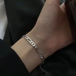 Wholesale Simple Style Geometric Solid Color Bracelets In Bulk