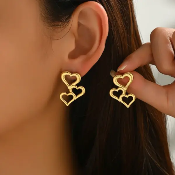 Wholesale 304 Stainless Steel Red Heart Bow Knot PVD Coated Real Gold Plated Gold Plated Casual Modern Style Simple Style Waterproof Non Tarnish Ear Studs
