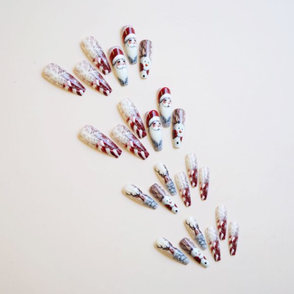 Wholesale WM-303 Ice Crystal Christmas False Nails Long T-Shirt, Christmas Snowflakes, Reindeer, Santa Claus, Nail Tips