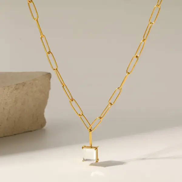 Wholesale 304 Stainless Steel Plated With 18K Real Gold Vacuum Electroplating (In Furnace) Gold Women's Suitable Geometric Zircon Necklace