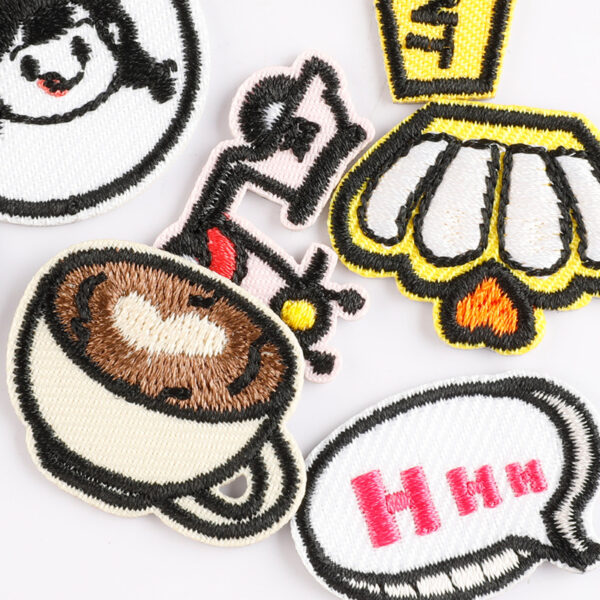 Wholesale Wappen Mini Small Size Embroidery Stickers Original Cartoon patch Accessories Accessories DIY Patch Cloth Stickers