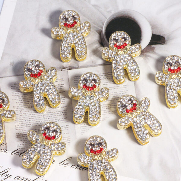 Wholesale Alloy 3D cartoon gingerbread man, full of rhinestones and straight-hole beads, DIY phone chain, keychain, bag chain accessory.