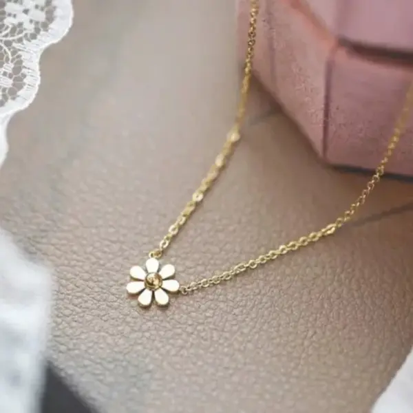 18K Gold Plated Daisy Stainless Steel Sweet Simple Style 304 Stainless Steel