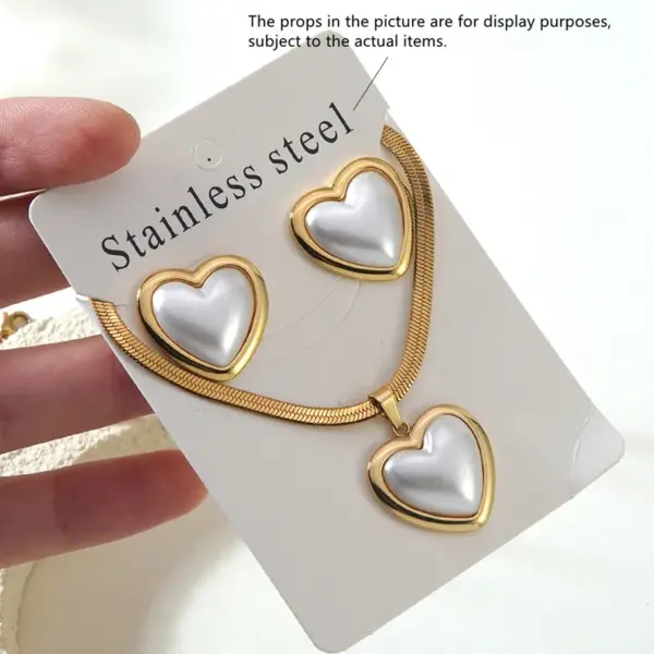 Water Plated Imitation Gold White Heart/Geometric/Butterfly Shaped Jewelry Set 304 Stainless Steel Three-Dimensional Snake Chain