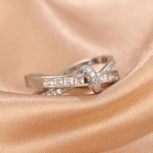 JH07 / Opening adjustable