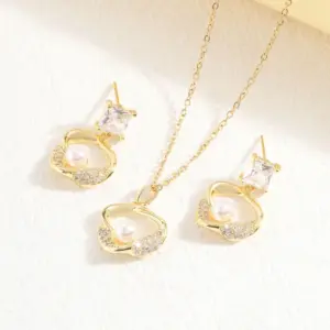 Set A08 (Two-piece Set Gold )