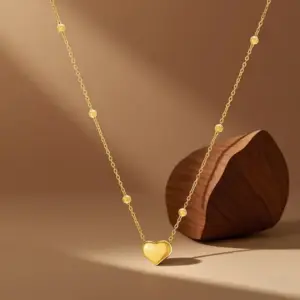 X0205-Heart-Shaped-Necklace- Gold