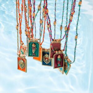 Wholesale Artistic Retro Tarot Love Eyes Flame Pendant Necklace Women's Fashion Gold Plated Color Preservation
