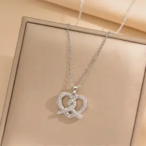 424 Silver Heart Necklace