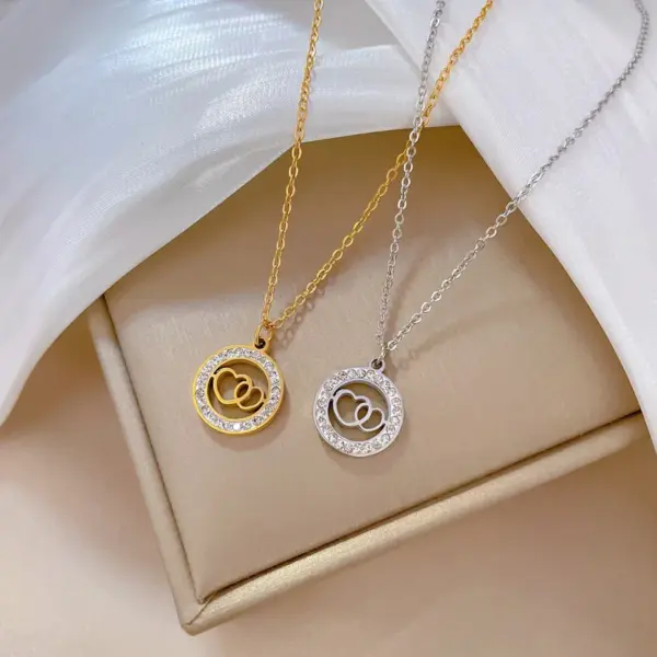 Wholesale PVD Coated Real Gold Plated Heart Shape Stainless Steel Basic Sweet Classic Style Waterproof Non Tarnish Titanium Steel Pendant Necklace