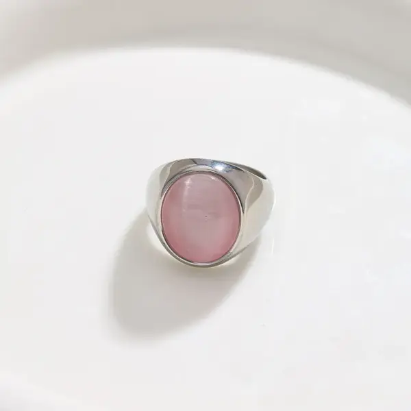 Advanced Romantic Stainless Steel 18K Gold Plating Oval Inlaid Opal Ring