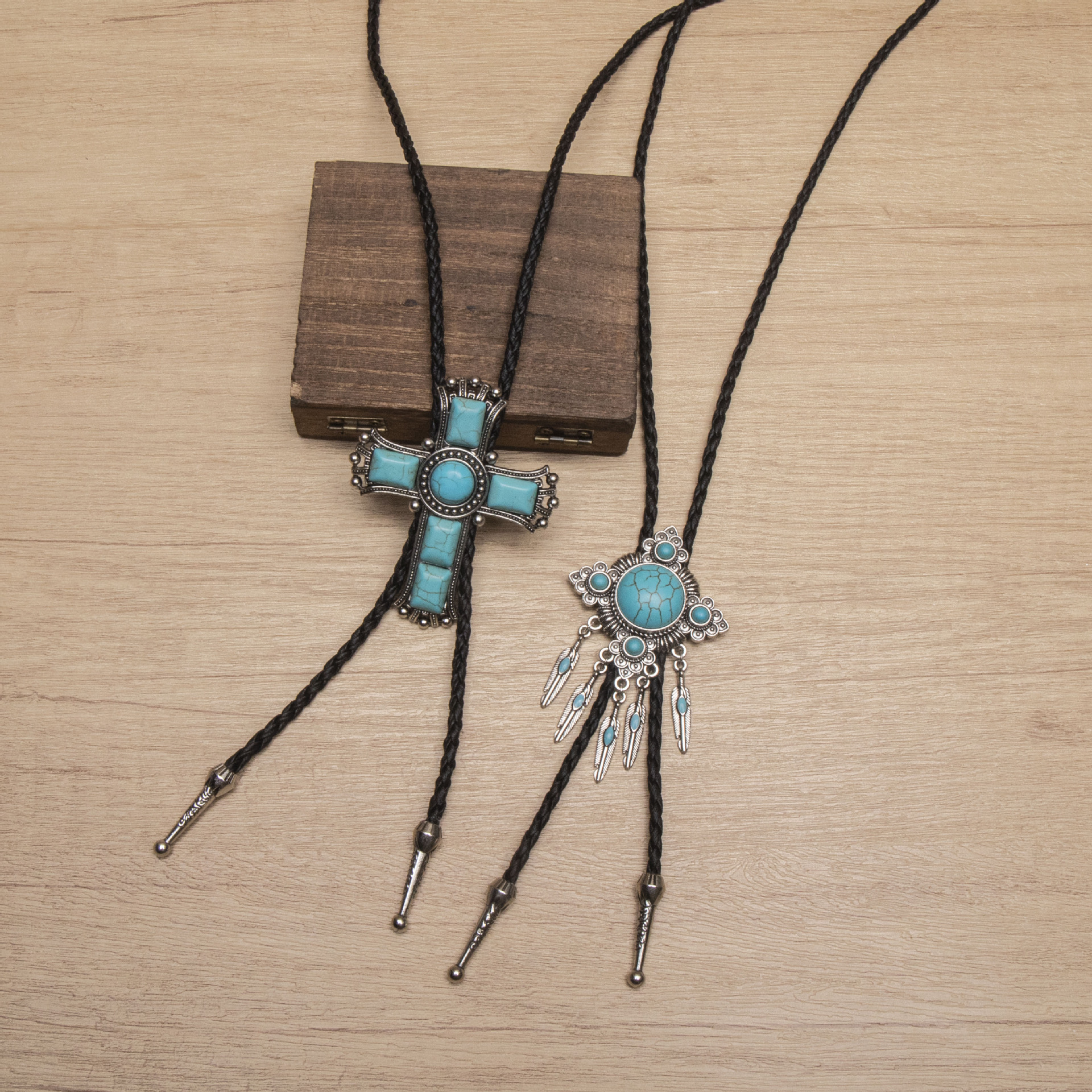 Wholesale Retro Bolo Tie Collar Rope Long Y-Shaped Necklace