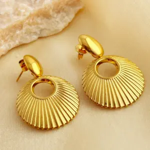 Wholesale PVD Coated Real Gold Plated 18K Gold Solid Color 304 Stainless Steel Elegant Retro Waterproof Non Tarnish Drop Earrings
