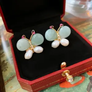 48 Silver Needle-Green Butterfly Studs
