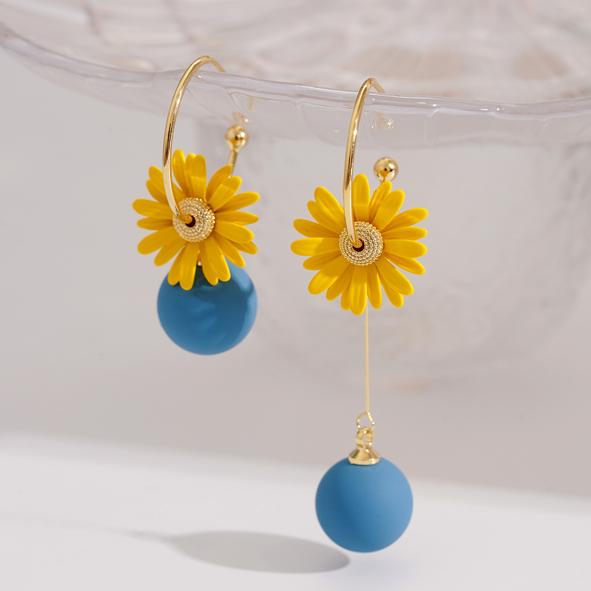 Wholesale Three-Dimensional Yellow Long Earrings Sweet Design Niche Earrings 2025 Spring Earrings New Earrings