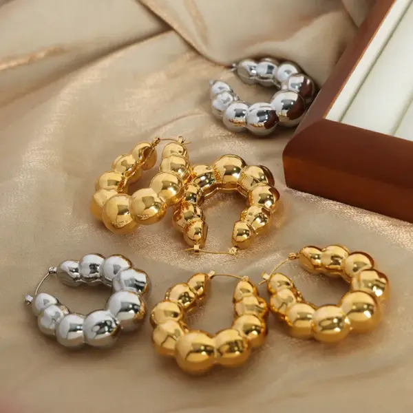 Wholesale 304 Stainless Steel Solid Color PVD Coated Stone-Free 18K Gold Plated Real Gold Plated 18K Gold Casual Simple Style Commute Waterproof Non Tarnish Patchwork Plating Gold Silver Earrings