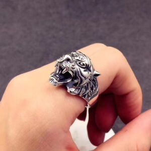 Wholesale New opening creative natural jewelry wholesale domineering Tiger Ring men's personality retro fashion ring
