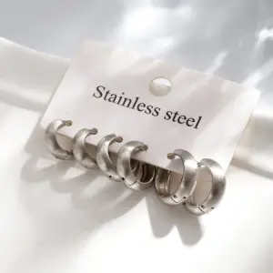 C (width 5mm) / Needle Thickness: Approximately 0.95mm / 1 Set/Package