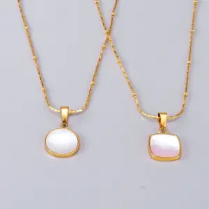 Wholesale PVD Coated Real Gold Plated 18K Gold Heart 304 Stainless Steel Titanium Steel Waterproof Non Tarnish 304 Stainless Steel Titanium Steel Necklace