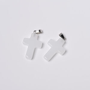 Cross white / Colors are updated from time to time