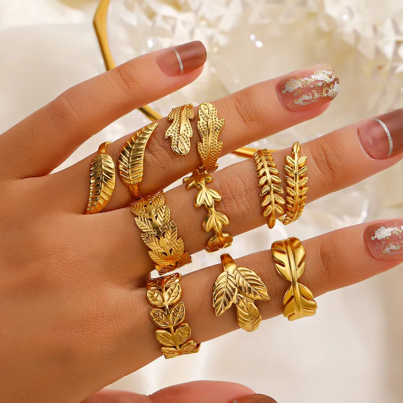 Wholesale PVD Coated 18K Gold Plated Leaf 304 Stainless Steel Simple Style Waterproof Non Tarnish Open Ring