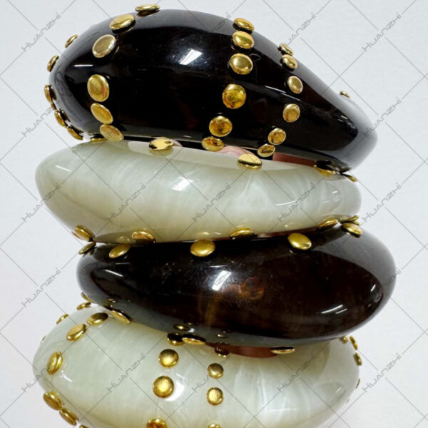 Wholesale Exaggerated large studded resin bracelet, uniquely shaped color-blocked jewelry