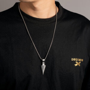 8280#Silver spear head necklace